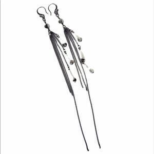 𝅺Hand crafted moonstone pyramid spike long earrings new without tags